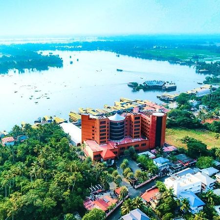 Ramada By Wyndham Alleppey Alappuzha Экстерьер фото
