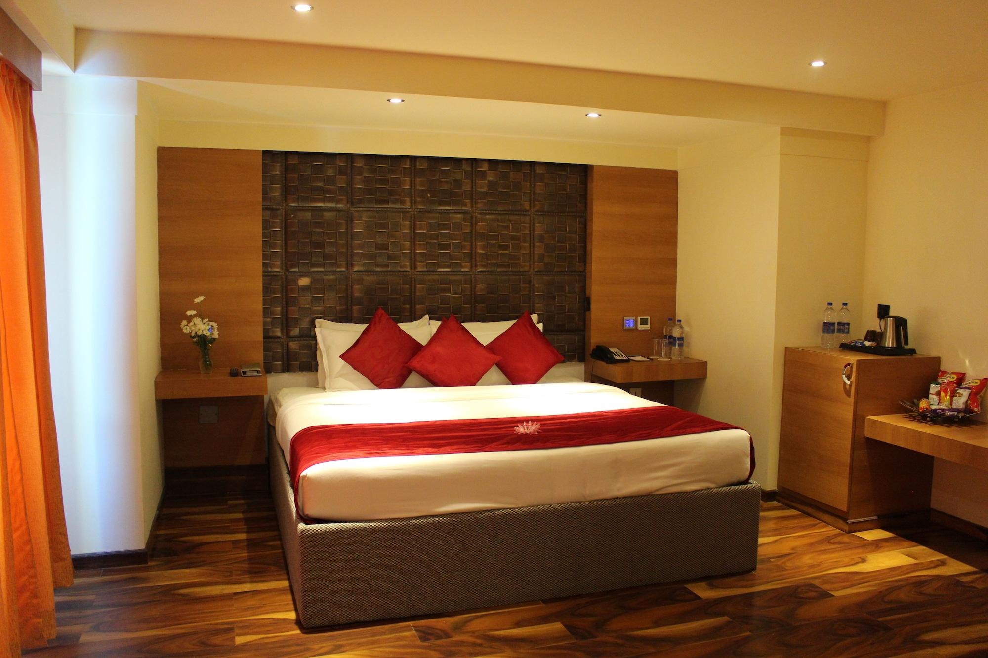 Ramada By Wyndham Alleppey Alappuzha Экстерьер фото