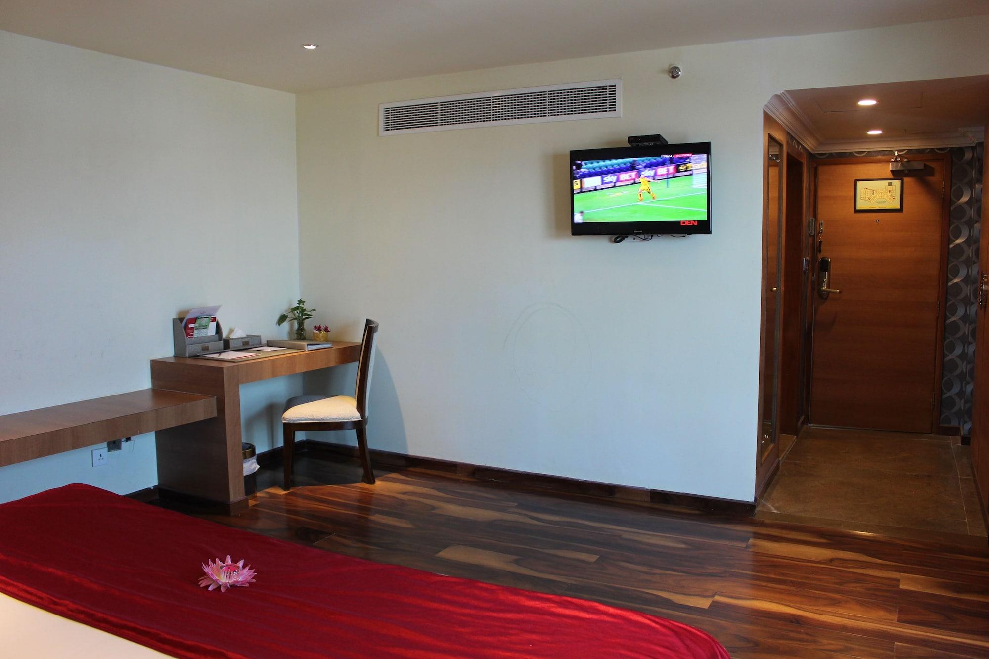 Ramada By Wyndham Alleppey Alappuzha Экстерьер фото