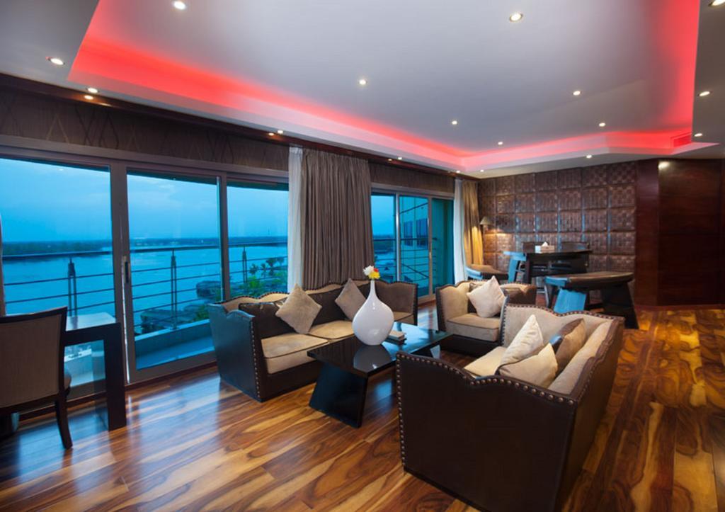 Ramada By Wyndham Alleppey Alappuzha Экстерьер фото