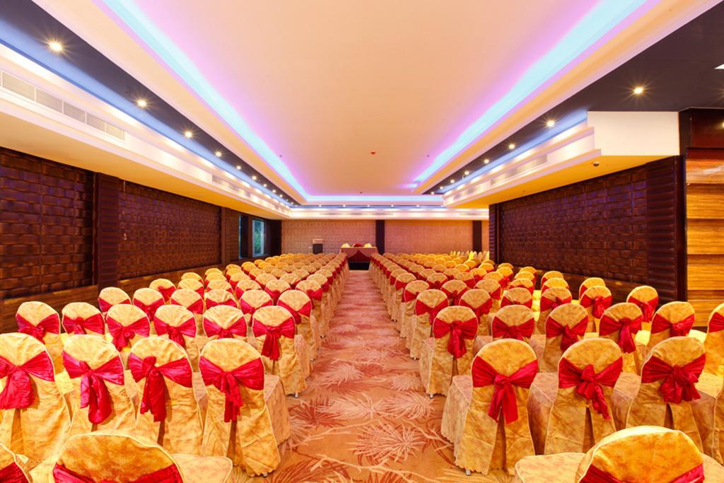 Ramada By Wyndham Alleppey Alappuzha Экстерьер фото